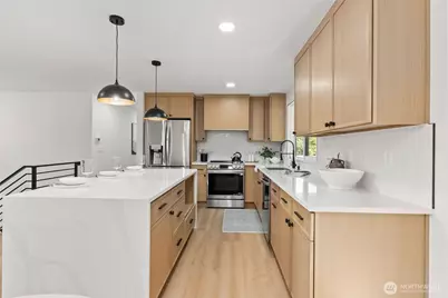 9548 3rd Avenue NW, Seattle, WA 98117 - Photo 12