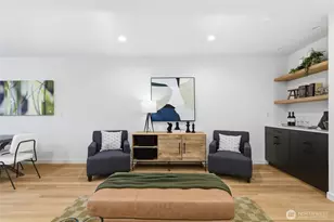 3646 Greenwood Ave N, Seattle, WA 98103 - Photo 8