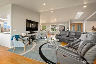 1035 Shorecrest Pl, Camano Island, WA 98282 - Photo 26