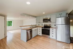 1125 S National Ave, Bremerton, WA 98312 - Photo 10