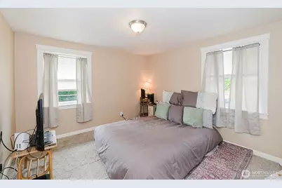 1125 S National Avenue, Bremerton, WA 98312 - Photo 12