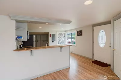 1125 S National Avenue, Bremerton, WA 98312 - Photo 4
