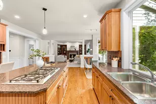 9545 NE Idel Weis Ct, Bainbridge Island, WA 98110 - Photo 14