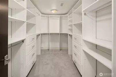 9123 NE Juanita Drive #205, Kirkland, WA 98034 - Photo 18