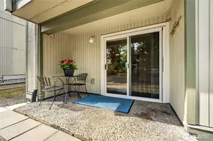 5822 200th St SW, Lynnwood, WA 98036 - Photo 1
