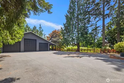 8725 124th Street E, Puyallup, WA 98373 - Photo 4