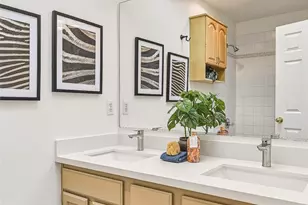 6551 5th Ave NE, Seattle, WA 98115 - Photo 14