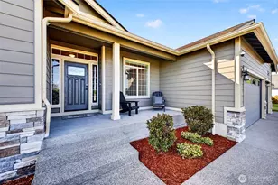 12111 Maxvale Hill Ct SE, Yelm, WA 98597 - Photo 4