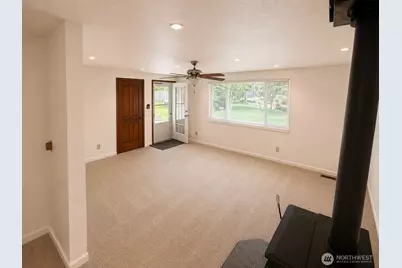 11210 133rd Avenue SE, Rainier, WA 98576 - Photo 10
