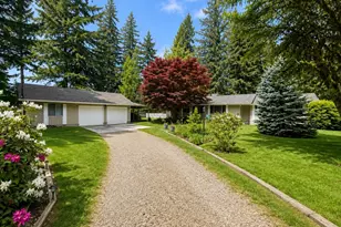 11210 133rd Ave SE, Rainier, WA 98576 - Photo 2