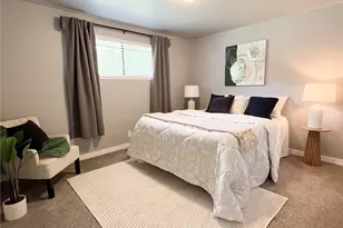 811 Hilltop Ave, Kent, WA 98031 - Photo 10