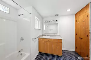 10330 Stone Ave N, Seattle, WA 98133 - Photo 14