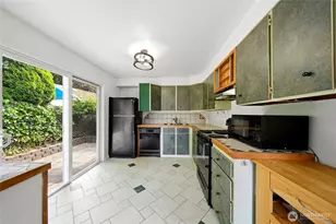 10330 Stone Ave N, Seattle, WA 98133 - Photo 8