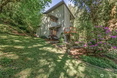 520 176th Lane NE, Bellevue, WA 98008 - Photo 2