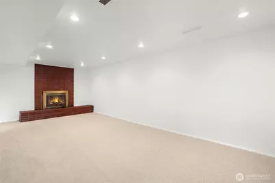 2402 Union Avenue NE, Renton, WA 98059 - Photo 18