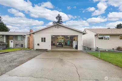 2402 Union Avenue NE, Renton, WA 98059 - Photo 36