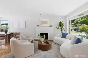 2830 23rd Ave W, Seattle, WA 98199 - Photo 2
