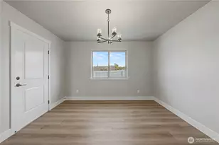 523 N Lessor Loop, Moses Lake, WA 98837 - Photo 8
