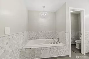 1419 S 240th St, Des Moines, WA 98198 - Photo 16