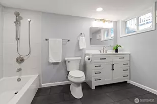 2129 42nd Ave SW, Seattle, WA 98116 - Photo 18