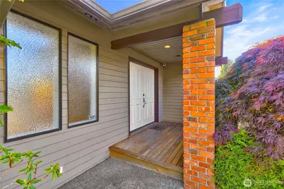 6116 Chennault Beach Drive, Mukilteo, WA 98275 - Photo 2