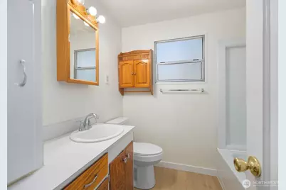 31 Crescent Cir SW, Lakewood, WA 98499 - Photo 14