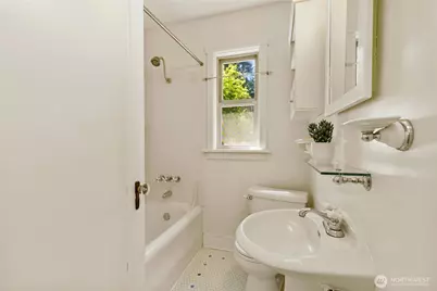 547 NE 91st Street, Seattle, WA 98115 - Photo 22