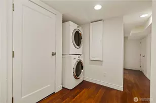 547 NE 91st St, Seattle, WA 98115 - Photo 24
