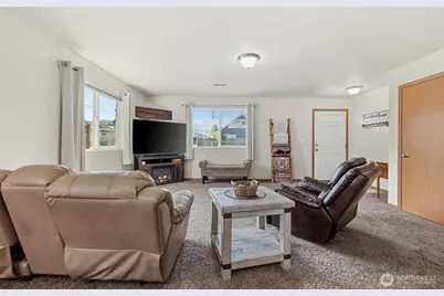 200 W Pleasant Avenue, Cashmere, WA 98815 - Photo 6