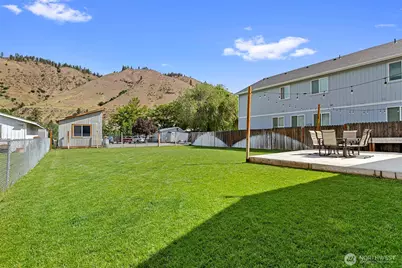 200 W Pleasant Avenue, Cashmere, WA 98815 - Photo 26