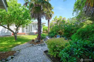 689 Deer Ln, Point Roberts, WA 98281 - Photo 24