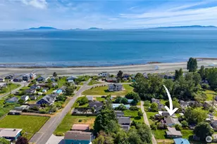 689 Deer Ln, Point Roberts, WA 98281 - Photo 32
