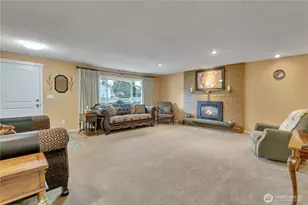 2727 108th Ave E, Edgewood, WA 98372 - Photo 6