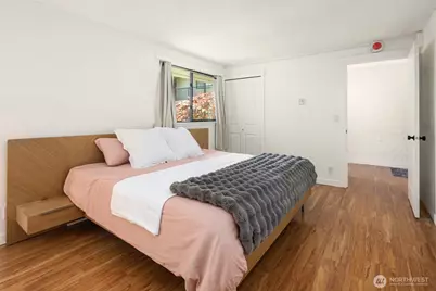 9909 NE 1st #306, Bellevue, WA 98004 - Photo 18