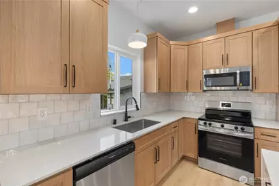 440 E 63rd Street, Tacoma, WA 98404 - Photo 8