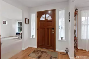 10909 Vickery Ave E, Tacoma, WA 98446 - Photo 4