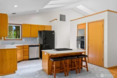 3914 14th Court NE, Olympia, WA 98506 - Photo 12