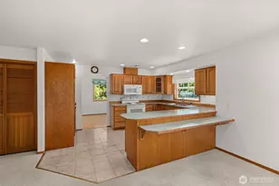 1620 Prospect St, Raymond, WA 98577 - Photo 10