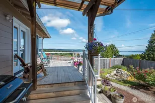 510 Sunnycrest, Camano Island, WA 98282 - Photo 30