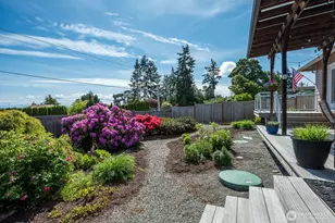 510 Sunnycrest, Camano Island, WA 98282 - Photo 36
