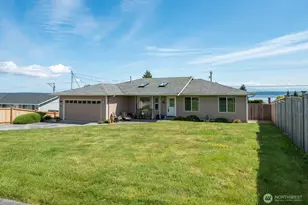 510 Sunnycrest, Camano Island, WA 98282 - Photo 2