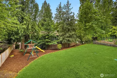 211 210th Avenue NE, Sammamish, WA 98074 - Photo 26