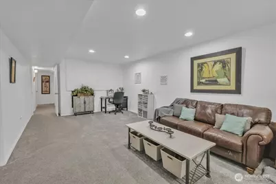 829 Maplewood Avenue, Kent, WA 98030 - Photo 28