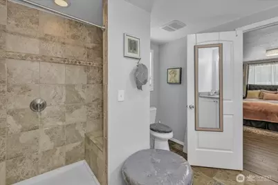 829 Maplewood Avenue, Kent, WA 98030 - Photo 24