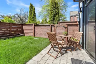 8330 24th Ave NW, Seattle, WA 98117 - Photo 28