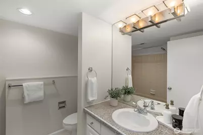 5221 Somerset Drive SE, Bellevue, WA 98006 - Photo 34