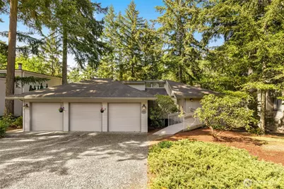 5221 Somerset Drive SE, Bellevue, WA 98006 - Photo 1