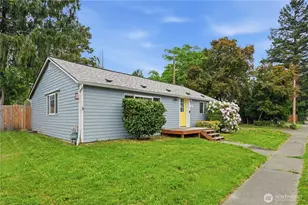 207 Cedar Ave, Sultan, WA 98294 - Photo 2