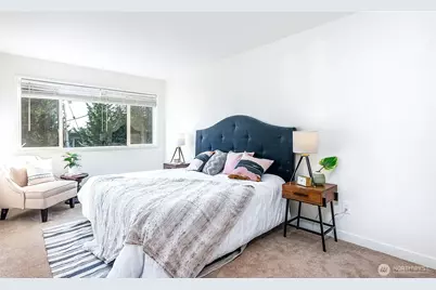 2500 81st Avenue SE #333, Mercer Island, WA 98040 - Photo 10