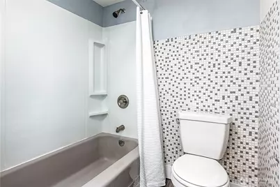 2500 81st Avenue SE #333, Mercer Island, WA 98040 - Photo 14